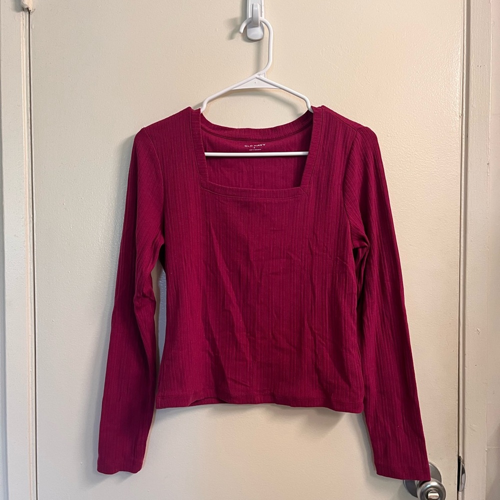 Old Navy Red Fitted Long Sleeve Blouse